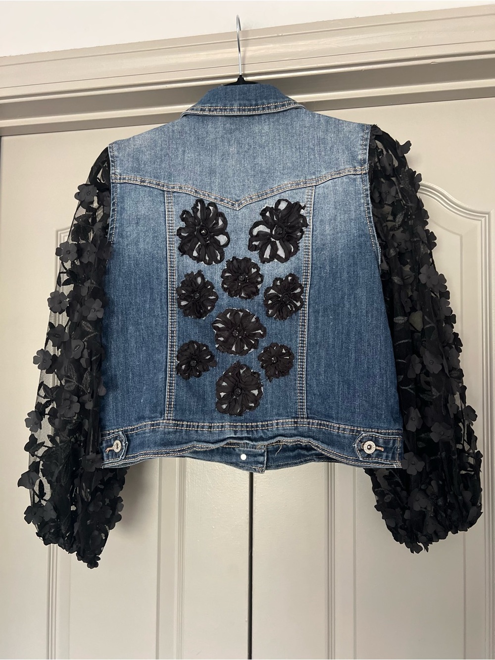 OOAK Romantic Goth Upcycled Denim Floral Mesh Jacket M Lisa Skeels Original - Picture 6 of 7